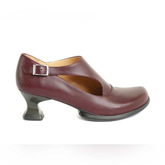 John Fluevog | Wearever Gracias side buckle shoe with cutout - Picture 16 of 17